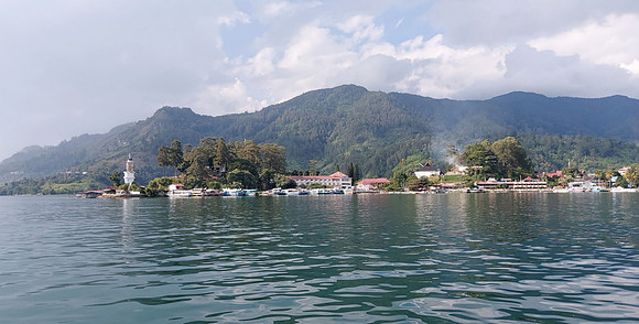 20230803_163411-parapat-from-lake
