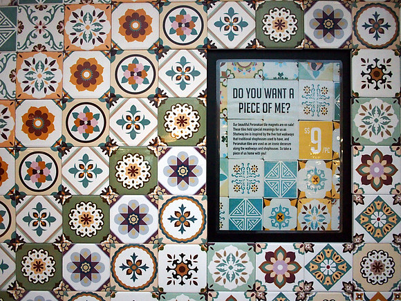 P5132475-peranakan-tile-magnets