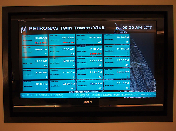 P5162586-twin-towers-schedule