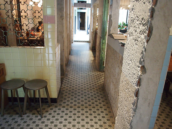 P5162667-chocha-foodstore-tiles