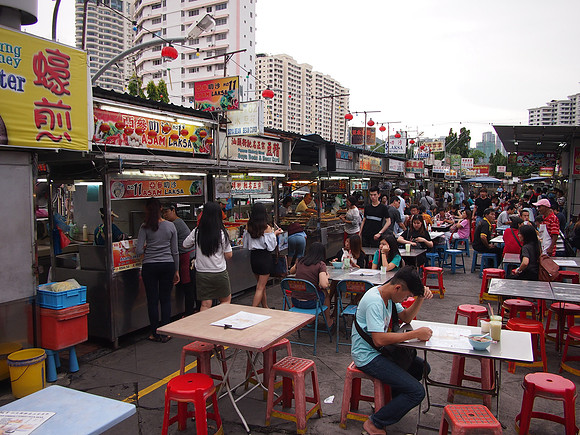 P5182832-night-market