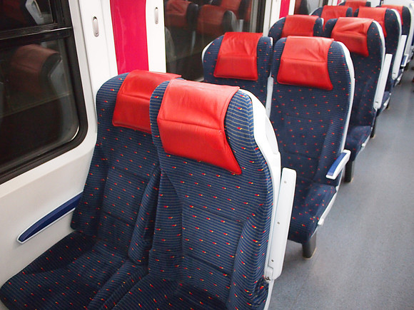 P5182790-ets-seats