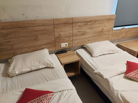20230813_134836-oyo-twin-beds