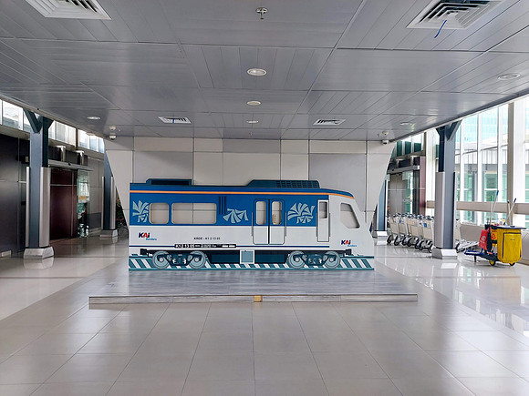20230728_131355-medan-airport-train-waiting-area