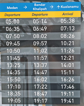 20230730_090156-airport-timetable