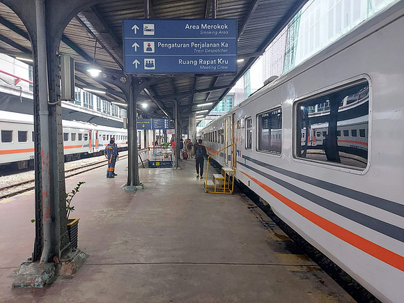 20230801_074707-platforms-medan