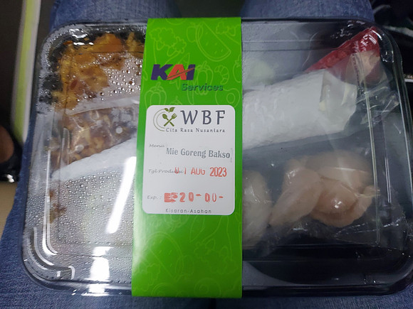 20230801_121445-mie-goreng-pack
