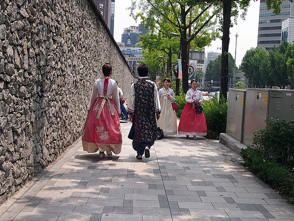 P6294087-korean-dressup