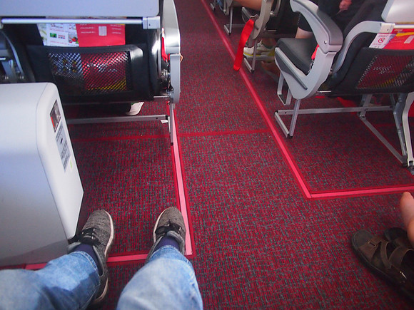 P6283844-emergency-row