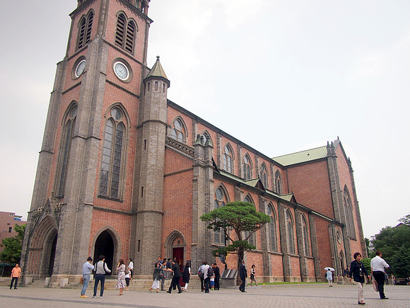 P6283935-myeong-dong-cathedral