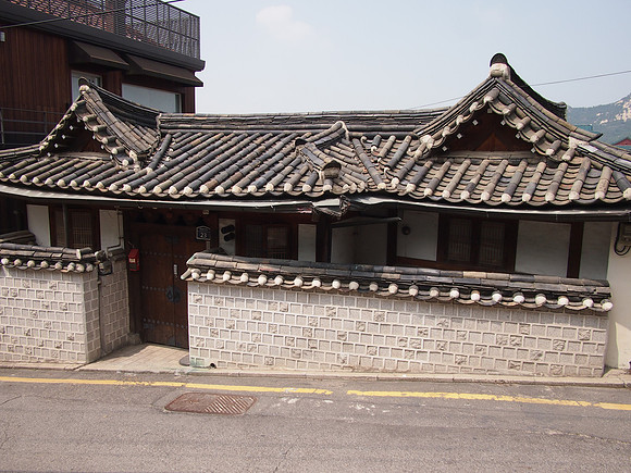 P6294074-bukchon-ro-5na-gil-23