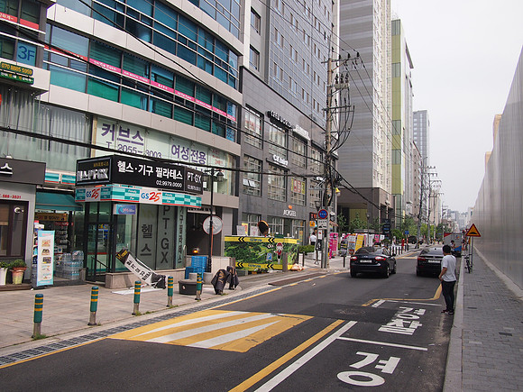 P7014356-hyoryeong-ro-77-gil