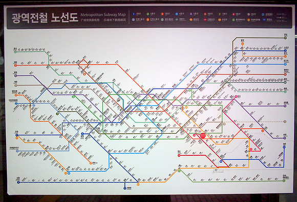 P7034460-metro-map