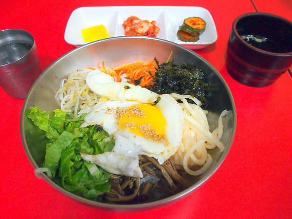 P7034558-bibimbap