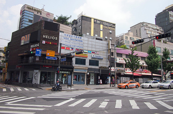 P7054690-itaewon