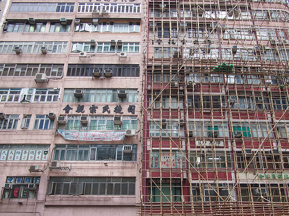 P7064785-bamboo-scaffolding