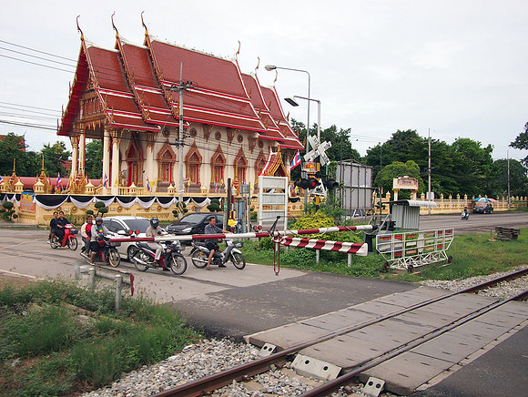 P7175288-prong-madua-wat