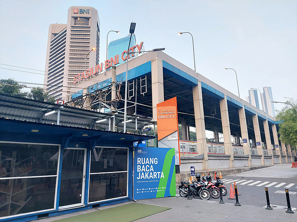 20230815_061053-stasiun-bni-city