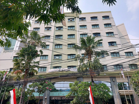 20230815_113136-hotel-paragon