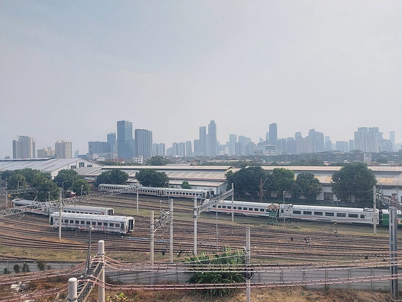 20230818_152957-manggarai-train-yard