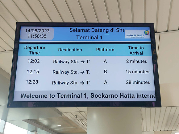 20230814_115836-skytrain-timetable