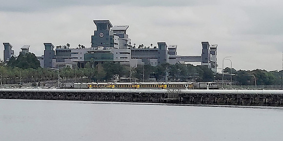 20220726_174751-causeway-train