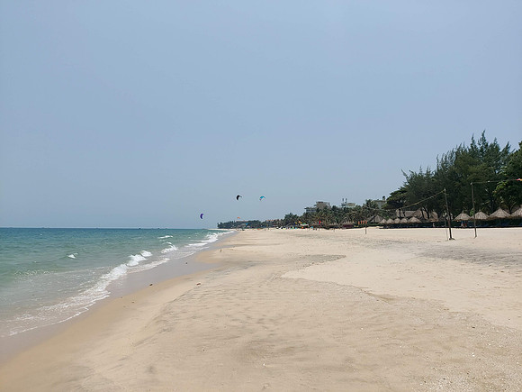 20220417_122234-beach-at-cham-villas