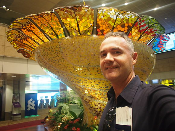 P9016153-james-at-changi