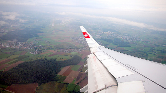 P9026195-flying-over-zurich