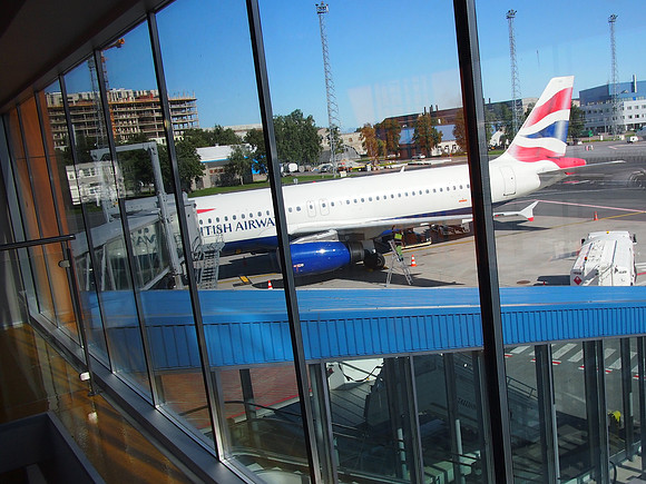 P9056298-ba-at-tll