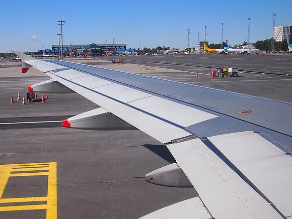 P9056294-landed-at-tll