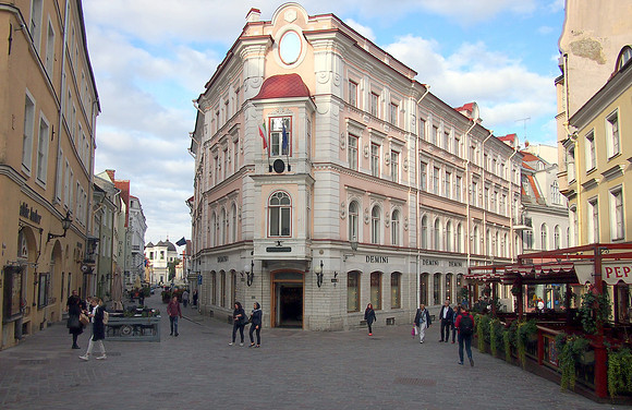 P9066504-old-tallinn