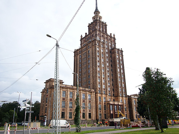 P9076573-latvian-academy-of-sciences