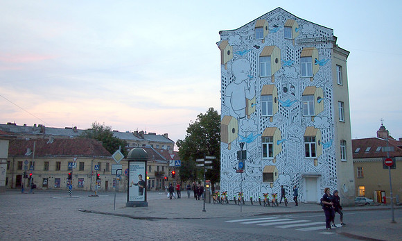 P9096707-apartment-mural