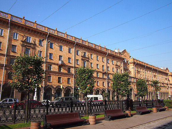P9126863-old-apartments