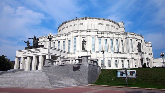 P9126935-opera