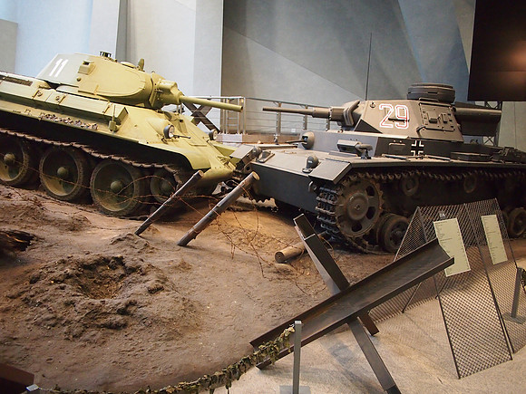 P9137043-tanks