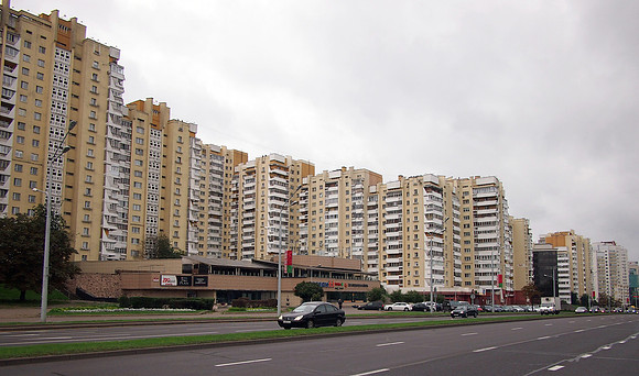 P9137074-housing