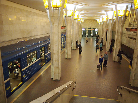 P9137094-metro-hall