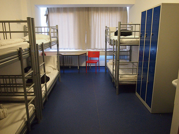 P9147161-city-hostel-dorm