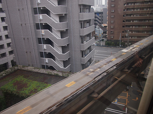 P9277529-monorail-track
