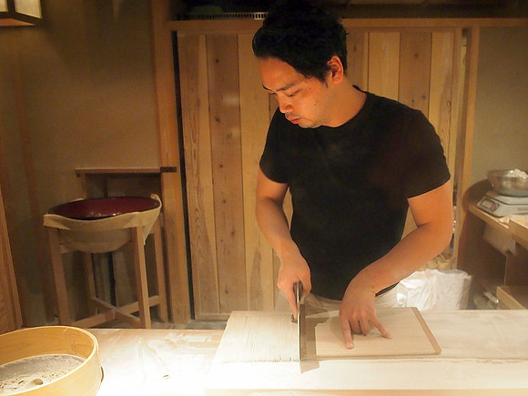 P9287613-soba-cutter