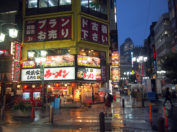 P9287666-rainy-shinjuku