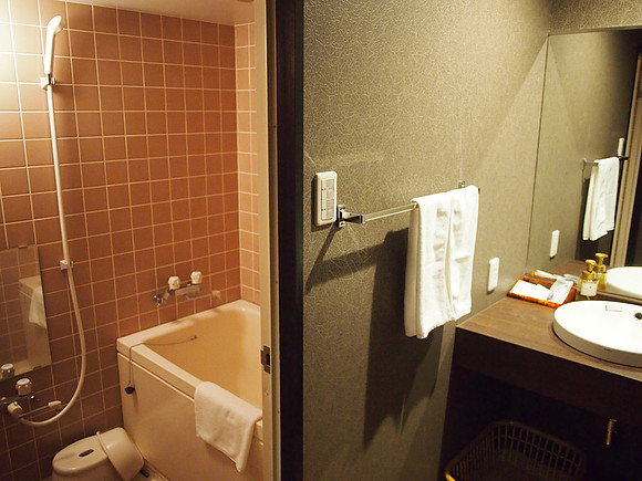 P9297792-oirase-keiryu-hotel-bathroom