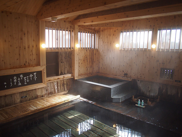 P9307828-hot-bath