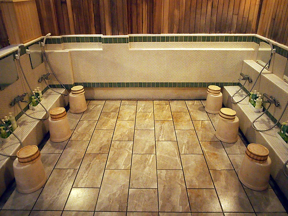 P9307834-modern-bath