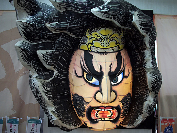 P9307944-aomori-festival-lantern