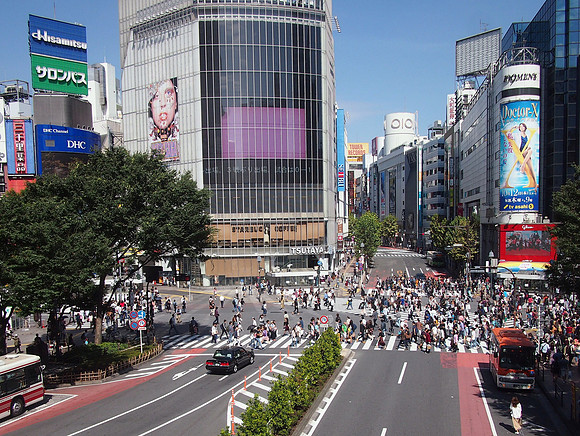 PA018027-shibuya-cross-walk
