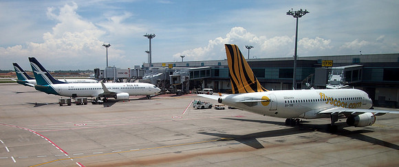 PA058252-silkair-flyscoot