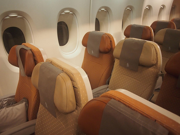 P9247361-a380-seats-economy